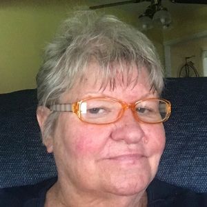 Meet your Posher, Annie